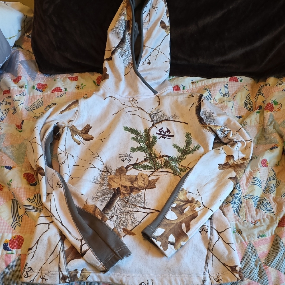 Realtree Xtra Gray and White Hoodie